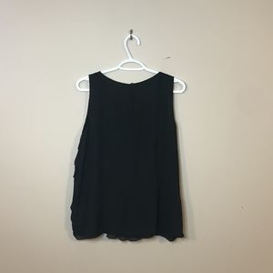 Sleeveless Ruffle Blouse With Lace detailing